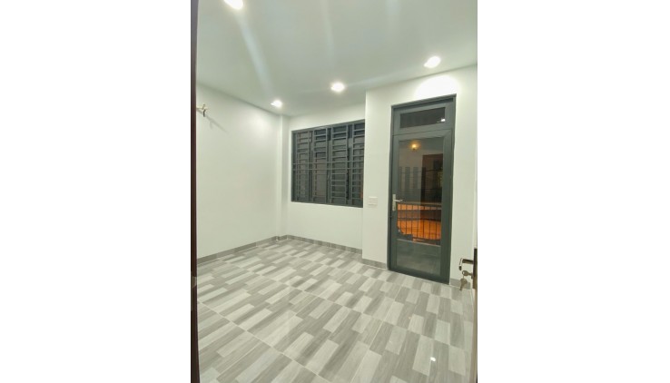 NHÀ 1/CHIẾN LƯỢC - HẺM 5M - 4 TẦNG 4PN - 45M2 - GIÁ 5.5 TỶ TL